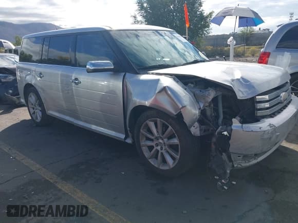 ✅ 2012 Ford Flex Limited • VIN: 2FMHK6DT7CBD20676 • Lot: 43440670. Wystawiony na IAAI z przebiegiem 222 903 mil. Bezpłatny archiwum sprzedaży aukcyjnych z USA i szczegółowy raport historii pojazdu na DreamBid. Zdjęcie 1.