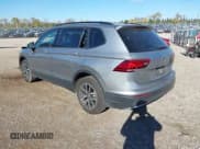 ✅ 2021 Volkswagen Tiguan S • VIN: 3VV1B7AX6MM099110 • Лот: 43586635. Опубликован ранее на IAAI с пробегом 50 605 миль. Бесплатный доступ к архиву аукционных продаж из США и подробный отчёт об истории автомобиля на DreamBid. Изображение 3.