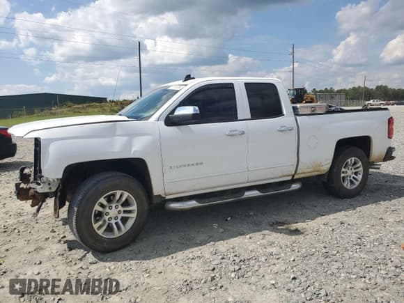 ✅ 2015 Chevrolet Silverado 1500 LT • VIN: 1GCRCREC9FZ283556 • Лот: 71710754. Опубликован ранее на Copart с пробегом 109 439 миль. Бесплатный доступ к архиву аукционных продаж из США и подробный отчёт об истории автомобиля на DreamBid. Изображение 1.