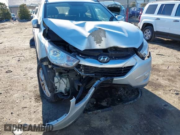 ✅ 2011 Hyundai Tucson GLS • VIN: KM8JU3AC8BU295407 • Лот: 41575110. Размещён на IAAI с пробегом 148 948 миль миль. Получите бесплатный доступ к архиву аукционных продаж из США и посмотрите подробный отчёт об истории автомобиля на DreamBid. Изображение 6.