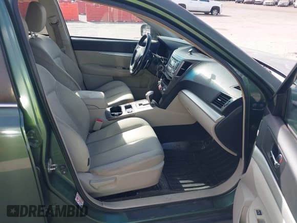 ✅ 2012 Subaru Outback Prem • VIN: 4S4BRCCC0C3245577 • Lot: 43718373. Listed on IAAI with 202,806 mi. Free auction sales archive from the USA and detailed vehicle history report at DreamBid. Image 5.