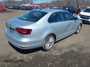 ✅ 2016 Volkswagen Jetta SEL • VIN: 3VWL17AJ4GM310845 • Lot: 41894551. Listed on IAAI with 74,221 mi. Free auction sales archive from the USA and detailed vehicle history report at DreamBid. Image 4.