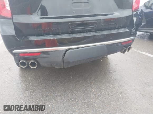 ✅ 2023 GMC Yukon XL Denali • VIN: 1GKS2JKL5PR500973 • Lot: 41687092. Listed on IAAI with 45,842 mi. Free auction sales archive from the USA and detailed vehicle history report at DreamBid. Image 6.