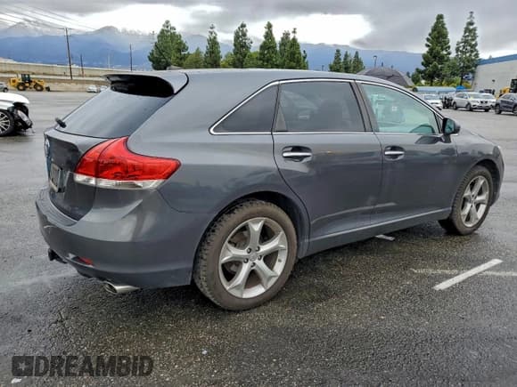 ✅ 2009 Toyota Venza • VIN: 4T3ZK11A79U011679 • Lot: 94112605. Listed on Copart with 141,217 mi. Free auction sales archive from the USA and detailed vehicle history report at DreamBid. Image 3.