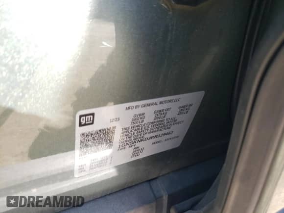 2024 Chevrolet Tahoe LT z VIN 1GNSKNKD3RR129463, wystawiony jako Copart lot #77114864 z przebiegiem 17 773 mil mil oraz Czysty tytuł • Clean title. Historia ofert i sprzedaży dostępna na DreamBid. Obrazek 13.