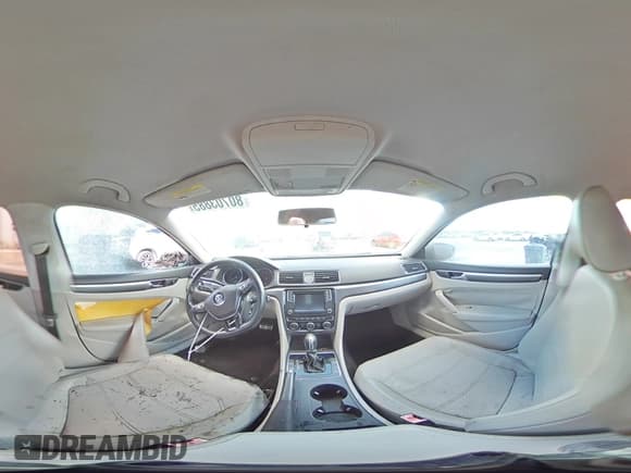 ✅ 2017 Volkswagen Passat R-Line • VIN: 1VWDT7A37HC001437 • Лот: 80703885. Опубликован ранее на Copart с пробегом Не указан. Бесплатный доступ к архиву аукционных продаж из США и подробный отчёт об истории автомобиля на DreamBid. Изображение 14.