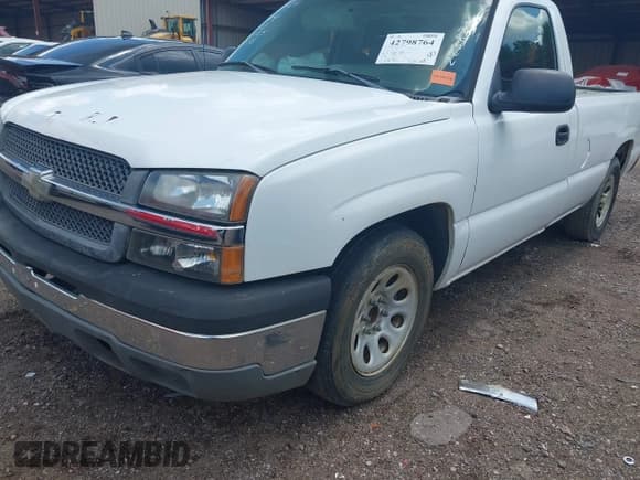 ✅ 2005 Chevrolet Silverado 1500 Work Truck • VIN: 1GCEC14XX5Z223823 • Лот: 42798764. Опубликован ранее на IAAI с пробегом 60 880 миль. Бесплатный доступ к архиву аукционных продаж из США и подробный отчёт об истории автомобиля на DreamBid. Изображение 2.