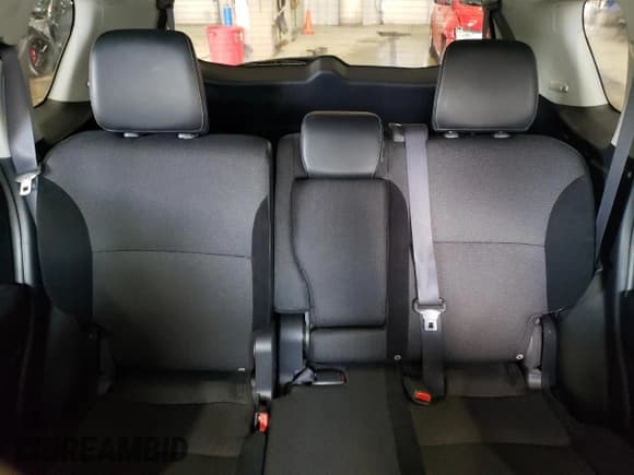 ✅ 2012 Mitsubishi Outlander SE • VIN: JA4JT3AW3CU015874 • Lot: 69943005. Wystawiony na Copart z przebiegiem 139 747 mil. Bezpłatny archiwum sprzedaży aukcyjnych z USA i szczegółowy raport historii pojazdu na DreamBid. Zdjęcie 10.