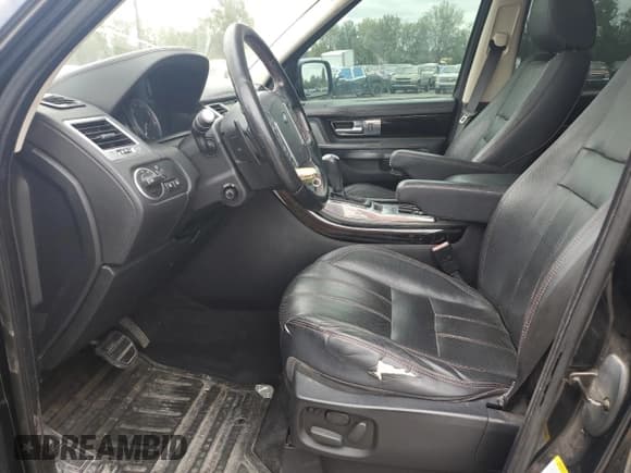 ✅ 2012 Land Rover Range Rover Sport HSE • VIN: SALSF2D44CA724569 • Lot: 80668115. Wystawiony na Copart z przebiegiem 144 515 mil. Bezpłatny archiwum sprzedaży aukcyjnych z USA i szczegółowy raport historii pojazdu na DreamBid. Zdjęcie 7.