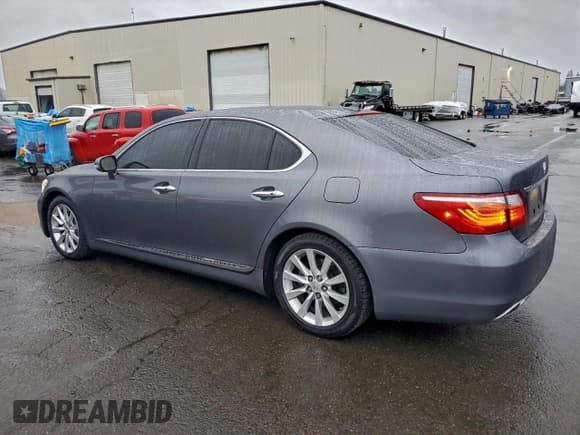 ✅ 2012 Lexus LS 460 • VIN: JTHBL5EF2C5111908 • Lot: 95756315. Wystawiony na Copart z przebiegiem 94 470 mil. Bezpłatny archiwum sprzedaży aukcyjnych z USA i szczegółowy raport historii pojazdu na DreamBid. Zdjęcie 2.