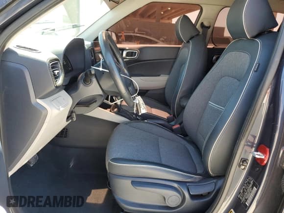 ✅ 2023 Hyundai Venue SEL • VIN: KMHRC8A30PU228858 • Lot: 57663035. Listed on Copart with 63,259 mi. Free auction sales archive from the USA and detailed vehicle history report at DreamBid. Image 7.
