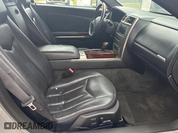 ✅ 2005 Cadillac XLR • VIN: 1G6YV34A255604073 • Lot: 86889874. Listed on Copart with 39,624 mi. Free auction sales archive from the USA and detailed vehicle history report at DreamBid. Image 5.