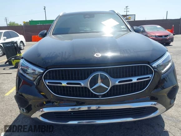 ✅ 2023 Mercedes-Benz GLC 300 • VIN: W1NKM4HB0PU016687 • Lot: 42525788. Listed on IAAI with 30,770 mi. Free auction sales archive from the USA and detailed vehicle history report at DreamBid. Image 12.