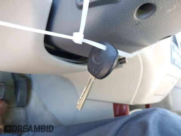 2006 Hyundai Azera SE с VIN KMHFC46F86A126741, выставлен на аукционе IAAI как лот 42154172 с пробегом 86 960 миль миль и . История ставок и продаж доступна на DreamBid. Изображение 11.