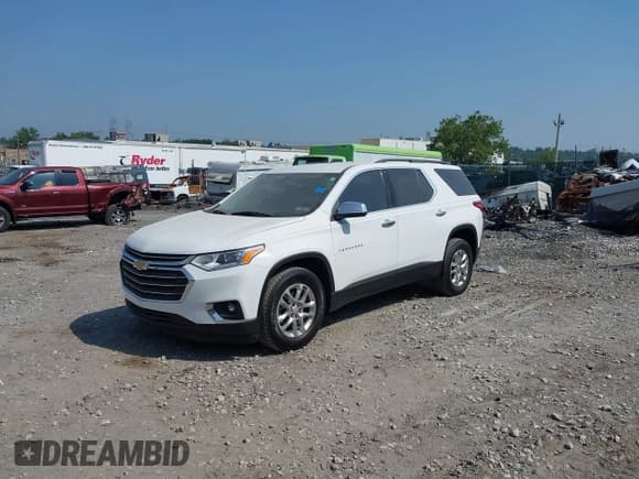 ✅ 2021 Chevrolet Traverse LT Cloth • VIN: 1GNEVMKW3MJ183479 • Lot: 42844441. Wystawiony na IAAI z przebiegiem 59 347 mil. Bezpłatny archiwum sprzedaży aukcyjnych z USA i szczegółowy raport historii pojazdu na DreamBid. Zdjęcie 2.