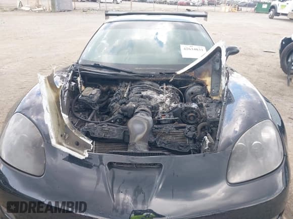 ✅ 2007 Chevrolet Corvette • VIN: 1G1YY25E675113307 • Lot: 42634033. Wystawiony na IAAI z przebiegiem Nie podano. Bezpłatny archiwum sprzedaży aukcyjnych z USA i szczegółowy raport historii pojazdu na DreamBid. Zdjęcie 6.