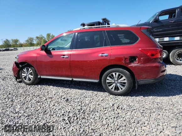 ✅ 2018 Nissan Pathfinder SL • VIN: 5N1DR2MM6JC661785 • Лот: 71868725. Опубликован ранее на Copart с пробегом 136 249 миль. Бесплатный доступ к архиву аукционных продаж из США и подробный отчёт об истории автомобиля на DreamBid. Изображение 2.