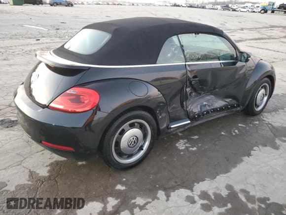 ✅ 2015 Volkswagen Beetle 1.8T • VIN: 3VW517ATXFM818147 • Lot: 85938534. Listed on Copart with 132,860 mi. Free auction sales archive from the USA and detailed vehicle history report at DreamBid. Image 3.