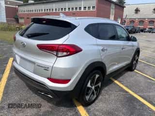 2016 Hyundai Tucson Limited с VIN KM8J3CA29GU181126, выставлен на аукционе Copart как лот 86972065 с пробегом 125 817 миль миль и Чистый • Clean title. История ставок и продаж доступна на DreamBid. Изображение 4.