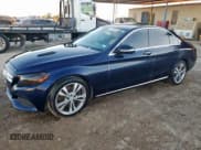 ✅ 2015 Mercedes-Benz C 300 • VIN: 55SWF4JBXFU053670 • Lot: 87491025. Wystawiony na Copart z przebiegiem 109 968 mil. Bezpłatny archiwum sprzedaży aukcyjnych z USA i szczegółowy raport historii pojazdu na DreamBid. Zdjęcie 1.