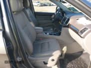 ✅ 2012 Jeep Grand Cherokee Laredo • VIN: 1C4RJFAG7CC121520 • Lot: 43557767. Wystawiony na IAAI z przebiegiem Nie podano. Bezpłatny archiwum sprzedaży aukcyjnych z USA i szczegółowy raport historii pojazdu na DreamBid. Zdjęcie 5.