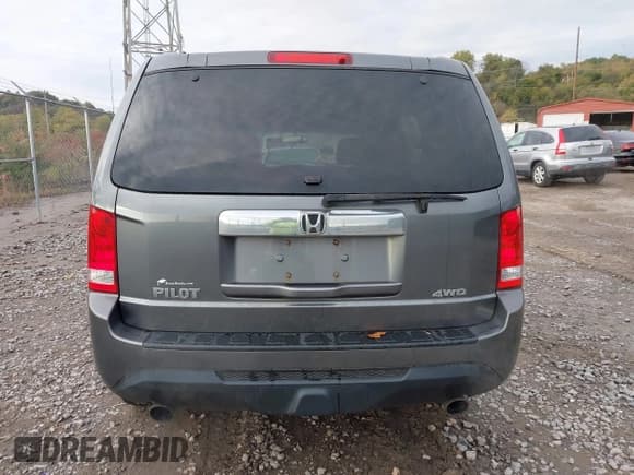 ✅ 2012 Honda Pilot EX • VIN: 5FNYF4H40CB060429 • Lot: 43498356. Listed on IAAI with 190,536 mi. Free auction sales archive from the USA and detailed vehicle history report at DreamBid. Image 17.