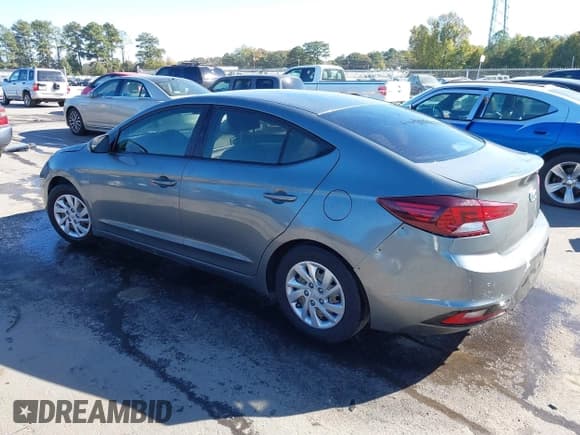 ✅ 2019 Hyundai Elantra SE • VIN: KMHD74LF0KU852585 • Lot: 43531562. Listed on IAAI with 62,240 mi. Free auction sales archive from the USA and detailed vehicle history report at DreamBid. Image 3.