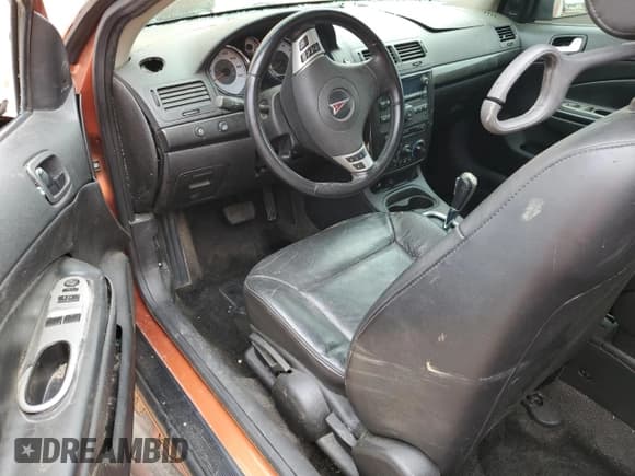 ✅ 2007 Pontiac G5 GT • VIN: 1G2AN15B777277773 • Lot: 50402865. Wystawiony na Copart z przebiegiem 159 203 mil. Bezpłatny archiwum sprzedaży aukcyjnych z USA i szczegółowy raport historii pojazdu na DreamBid. Zdjęcie 8.