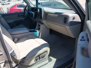 ✅ 2002 Chevrolet Suburban LT • VIN: 1GNEC16T62J218842 • Лот: 42235947. Опубликован ранее на IAAI с пробегом 149 539 миль. Бесплатный доступ к архиву аукционных продаж из США и подробный отчёт об истории автомобиля на DreamBid. Изображение 5.
