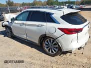 ✅ 2019 Infiniti QX50 Essential • VIN: 3PCAJ5M37KF106968 • Lot: 43619395. Wystawiony na IAAI z przebiegiem 44 637 mil. Bezpłatny archiwum sprzedaży aukcyjnych z USA i szczegółowy raport historii pojazdu na DreamBid. Zdjęcie 3.