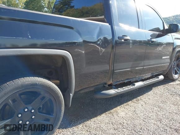 ✅ 2014 GMC Sierra 1500 SLE • VIN: 1GTV2UEC2EZ395571 • Лот: 43196411. Опубликован ранее на IAAI с пробегом 139 324 миль. Бесплатный доступ к архиву аукционных продаж из США и подробный отчёт об истории автомобиля на DreamBid. Изображение 21.