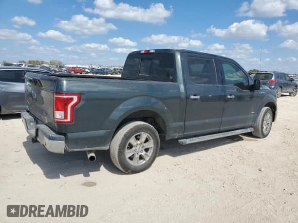 ✅ 2015 Ford F-150 Lariat • VIN: 1FTEW1CG3FKF01870 • Lot: 82522505. Wystawiony na Copart z przebiegiem 197 115 mil. Bezpłatny archiwum sprzedaży aukcyjnych z USA i szczegółowy raport historii pojazdu na DreamBid. Zdjęcie 3.