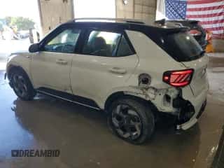 2022 Hyundai Venue SEL с VIN KMHRC8A36NU180876, выставлен на аукционе Copart как лот 72777134 с пробегом 97 041 миль миль и Списание • Salvage title. История ставок и продаж доступна на DreamBid. Изображение 2.