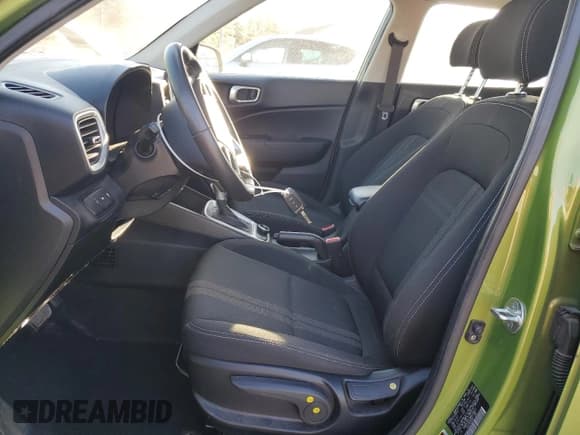 ✅ 2021 Hyundai Venue SEL • VIN: KMHRC8A39MU098221 • Lot: 53629875. Listed on Copart with 53,482 mi. Free auction sales archive from the USA and detailed vehicle history report at DreamBid. Image 7.