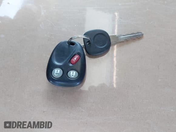 ✅ 2006 Chevrolet Silverado 1500 LT1 • VIN: 2GCEK13Z961264945 • Лот: 40487555. Опубликован ранее на IAAI с пробегом 242 649 миль. Бесплатный доступ к архиву аукционных продаж из США и подробный отчёт об истории автомобиля на DreamBid. Изображение 11.