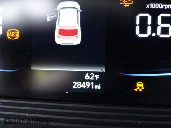 ✅ 2023 Hyundai Venue SEL • VIN: KMHRC8A37PU262960 • Лот: 43301894. Опубликован ранее на IAAI с пробегом 28 491 миль. Бесплатный доступ к архиву аукционных продаж из США и подробный отчёт об истории автомобиля на DreamBid. Изображение 16.