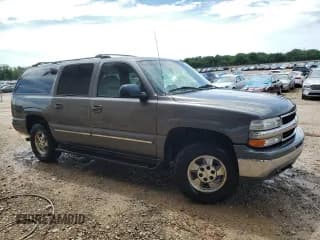 ✅ 2001 Chevrolet Suburban LS • VIN: 3GNEC16T11G137294 • Лот: 53555015. Опубликован ранее на Copart с пробегом 161 674 миль. Бесплатный доступ к архиву аукционных продаж из США и подробный отчёт об истории автомобиля на DreamBid. Изображение 4.