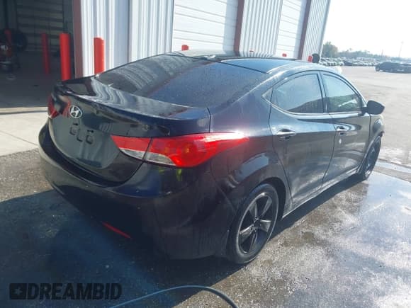 ✅ 2013 Hyundai Elantra GLS • VIN: 5NPDH4AE2DH332901 • Lot: 43647340. Listed on IAAI with 196,969 mi. Free auction sales archive from the USA and detailed vehicle history report at DreamBid. Image 4.