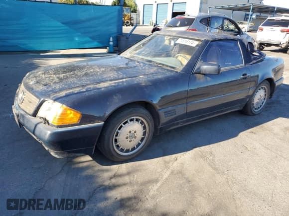 ✅ 1991 Mercedes-Benz SL • VIN: WDBFA61E2MF026413 • Lot: 71316174. Listed on Copart with 180,891 mi. Free auction sales archive from the USA and detailed vehicle history report at DreamBid. Image 1.