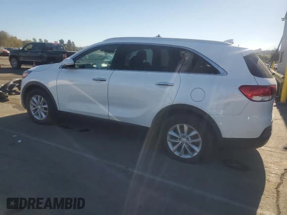✅ 2017 Kia Sorento LX • VIN: 5XYPG4A51HG297460 • Lot: 87388525. Listed on Copart with 138,898 mi. Free auction sales archive from the USA and detailed vehicle history report at DreamBid. Image 2.