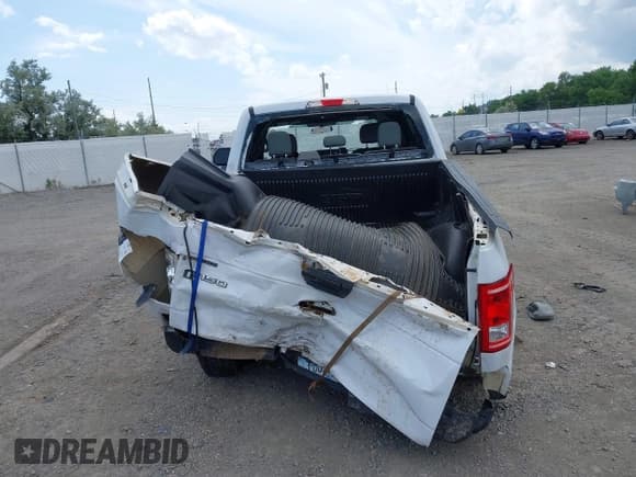 ✅ 2017 Ford F-150 XL • VIN: 1FTFW1EF3HKD48967 • Lot: 42494516. Listed on IAAI with 150,009 mi. Free auction sales archive from the USA and detailed vehicle history report at DreamBid. Image 16.
