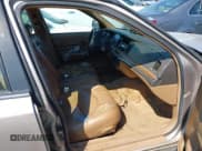 ✅ 1995 Ford Crown Victoria LX • VIN: 2FALP74W8SX206290 • Lot: 42780637. Wystawiony na IAAI z przebiegiem 76 453 mil. Bezpłatny archiwum sprzedaży aukcyjnych z USA i szczegółowy raport historii pojazdu na DreamBid. Zdjęcie 5.