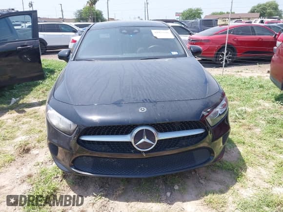✅ 2019 Mercedes-Benz A 220 • VIN: WDD3G4EB2KW002509 • Lot: 41923586. Listed on IAAI with Not provided. Free auction sales archive from the USA and detailed vehicle history report at DreamBid. Image 6.