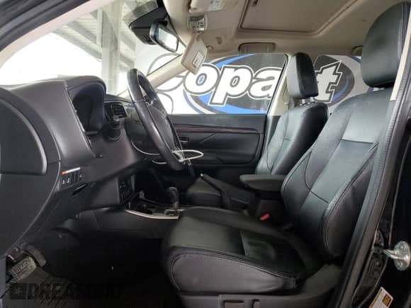 2017 Mitsubishi Outlander SE with VIN JA4AD3A30HZ042947, listed as a Copart auction lot 71544805 with 173,811 mi miles and Salvage title. Bid and sale history available at DreamBid. Image 7.