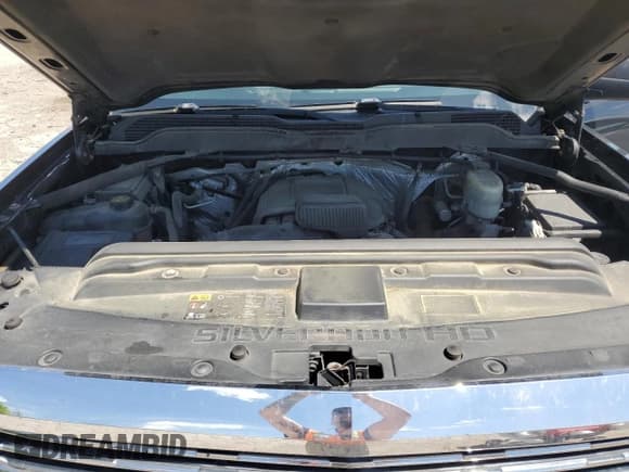 ✅ 2015 Chevrolet Silverado 2500HD LT • VIN: 1GC1KVEG2FF108112 • Lot: 58027215. Wystawiony na Copart z przebiegiem 167 370 mil. Bezpłatny archiwum sprzedaży aukcyjnych z USA i szczegółowy raport historii pojazdu na DreamBid. Zdjęcie 11.