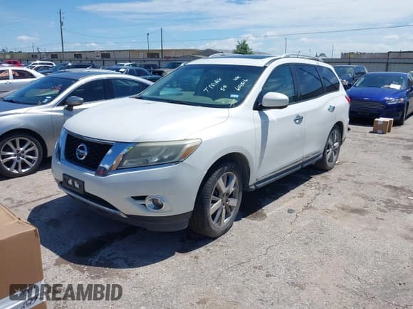 ✅ 2014 Nissan Pathfinder S • VIN: 5N1AR2MN9EC619516 • Lot: 42199247. Listed on IAAI with 145,649 mi. Free auction sales archive from the USA and detailed vehicle history report at DreamBid. Image 2.