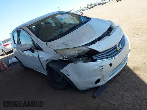 ✅ 2015 Nissan Note SR • VIN: 3N1CE2CPXFL375010 • Lot: 42141213. Listed on IAAI with 109,953 mi. Free auction sales archive from the USA and detailed vehicle history report at DreamBid. Image 1.