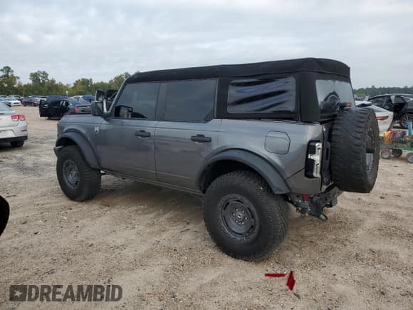 ✅ 2024 Ford Bronco Big Bend • VIN: 1FMDE7BH7RLB25857 • Лот: 90240015. Опубликован ранее на Copart с пробегом 6 298 миль. Бесплатный доступ к архиву аукционных продаж из США и подробный отчёт об истории автомобиля на DreamBid. Изображение 2.