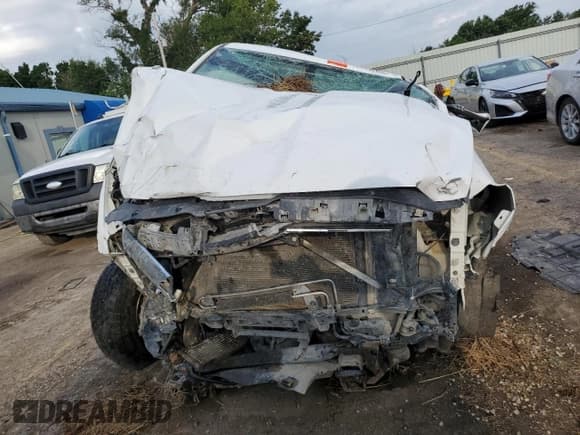 ✅ 2015 Chevrolet Silverado 2500HD LT • VIN: 1GC1KVE89FF606381 • Lot: 64994765. Listed on Copart with Not provided. Free auction sales archive from the USA and detailed vehicle history report at DreamBid. Image 5.