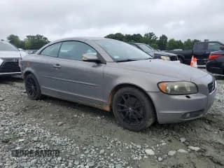 ✅ 2007 Volvo C70 • VIN: YV1MC68277J018320 • Лот: 61231224. Опубликован ранее на Copart с пробегом 175 427 миль. Бесплатный доступ к архиву аукционных продаж из США и подробный отчёт об истории автомобиля на DreamBid. Изображение 4.